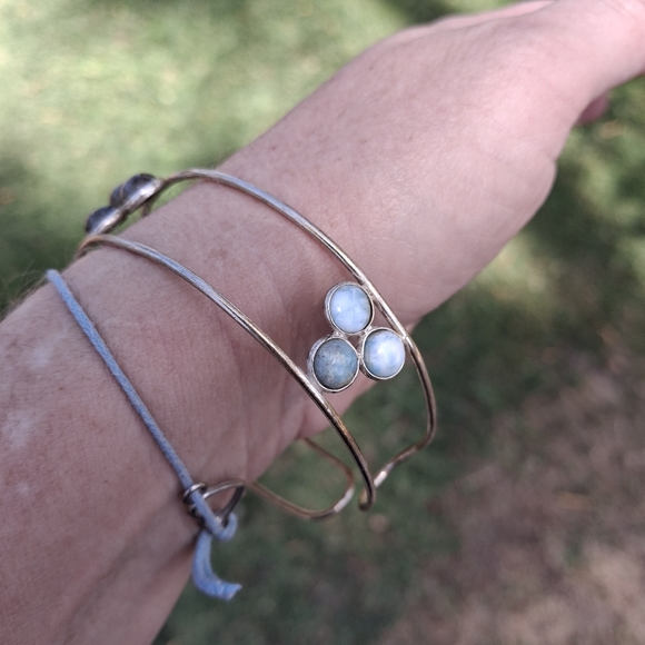 New Labradorite and Larimar Silver Cuff Bracelet. - Picture 12 of 13